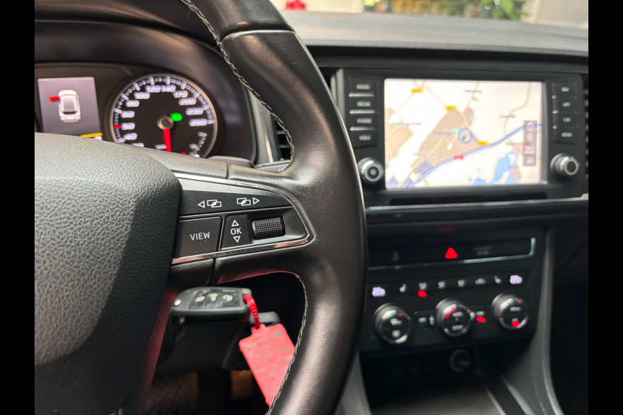 Seat Ateca 1.4 EcoTSI Style Business Intense / Trekhaak / Stoelverwarming