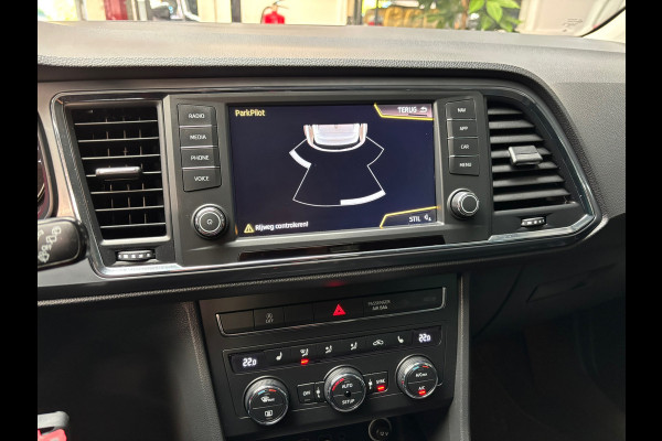 Seat Ateca 1.4 EcoTSI Style Business Intense / Trekhaak / Stoelverwarming