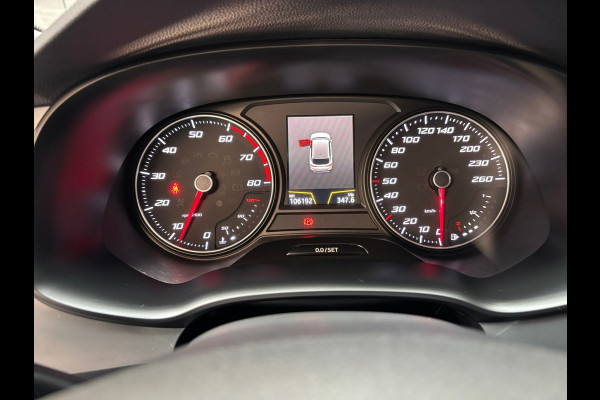 Seat Ateca 1.4 EcoTSI Style Business Intense / Trekhaak / Stoelverwarming