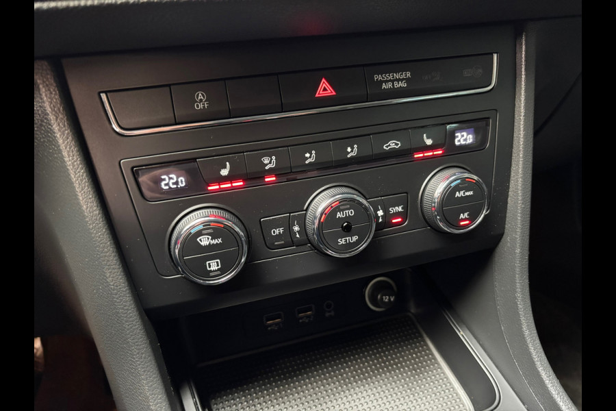 Seat Ateca 1.4 EcoTSI Style Business Intense / Trekhaak / Stoelverwarming