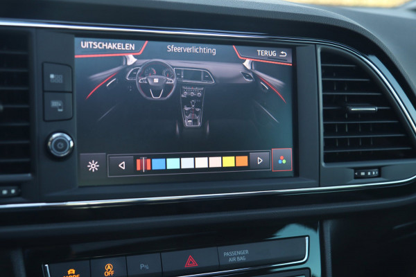 Seat Leon ST 1.5 TSI FR Edition Black / PANODAK / ACC / BEATS / KEYLESS / CAMERA