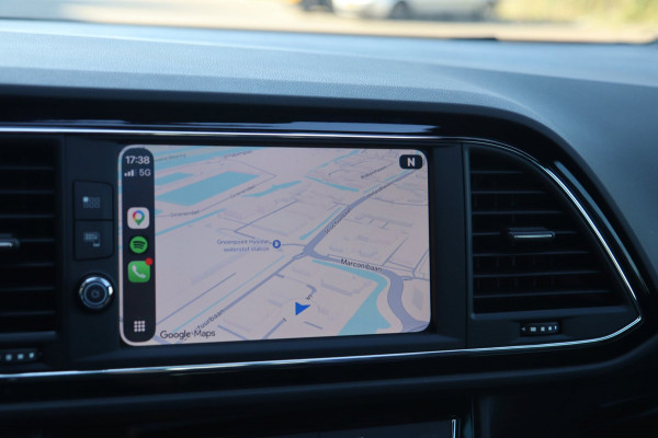 Seat Leon ST 1.5 TSI FR Edition Black / PANODAK / ACC / BEATS / KEYLESS / CAMERA