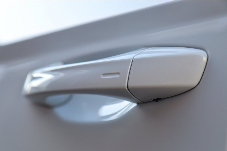 Seat Leon ST 1.5 TSI FR Edition Black / PANODAK / ACC / BEATS / KEYLESS / CAMERA