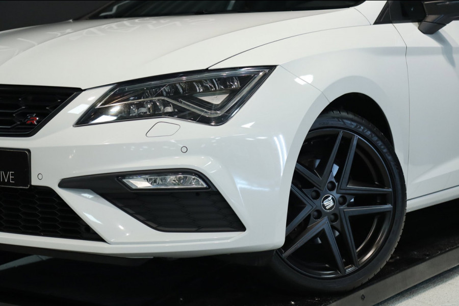 Seat Leon ST 1.5 TSI FR Edition Black / PANODAK / ACC / BEATS / KEYLESS / CAMERA