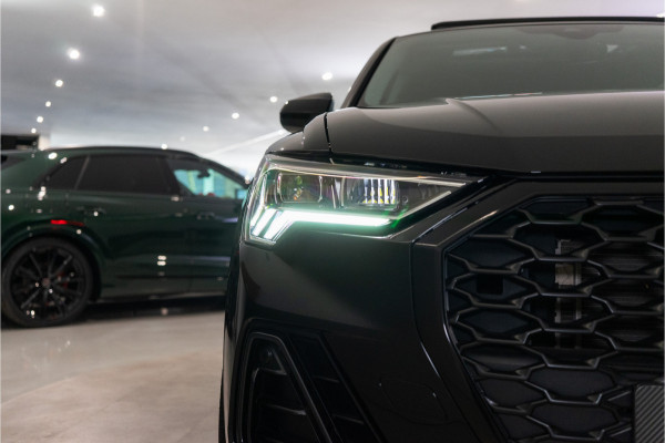 Audi Q3 Sportback 45 TFSI e Edition 245PK | Pano | 360 | Carplay | Matrix | Keyless | 12 MND Garantie