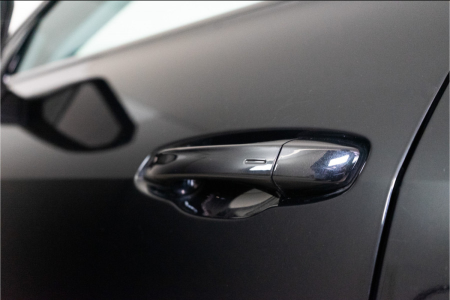 Audi Q3 Sportback 45 TFSI e Edition 245PK | Pano | 360 | Carplay | Matrix | Keyless | 12 MND Garantie