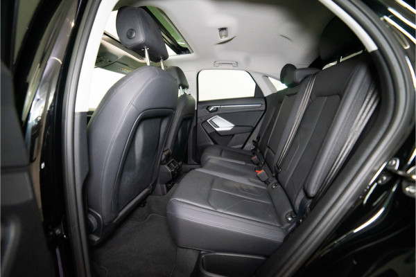 Audi Q3 Sportback 45 TFSI e Edition 245PK | Pano | 360 | Carplay | Matrix | Keyless | 12 MND Garantie