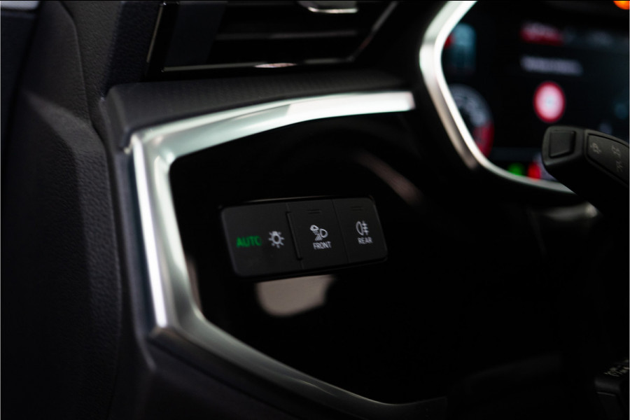 Audi Q3 Sportback 45 TFSI e Edition 245PK | Pano | 360 | Carplay | Matrix | Keyless | 12 MND Garantie