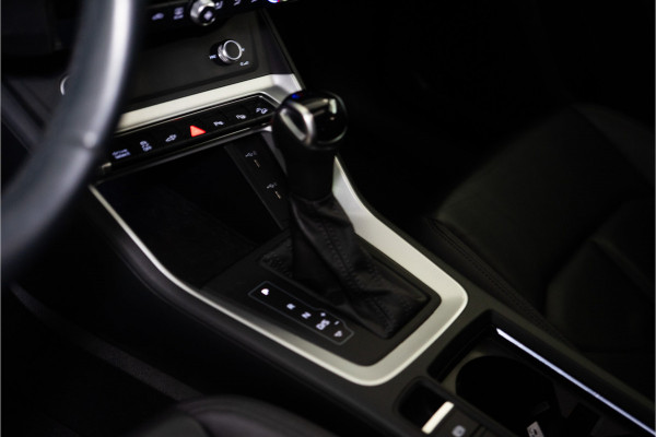 Audi Q3 Sportback 45 TFSI e Edition 245PK | Pano | 360 | Carplay | Matrix | Keyless | 12 MND Garantie
