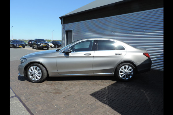 Mercedes-Benz C-Klasse 180 Business Solution Plus Upgrade Edition
