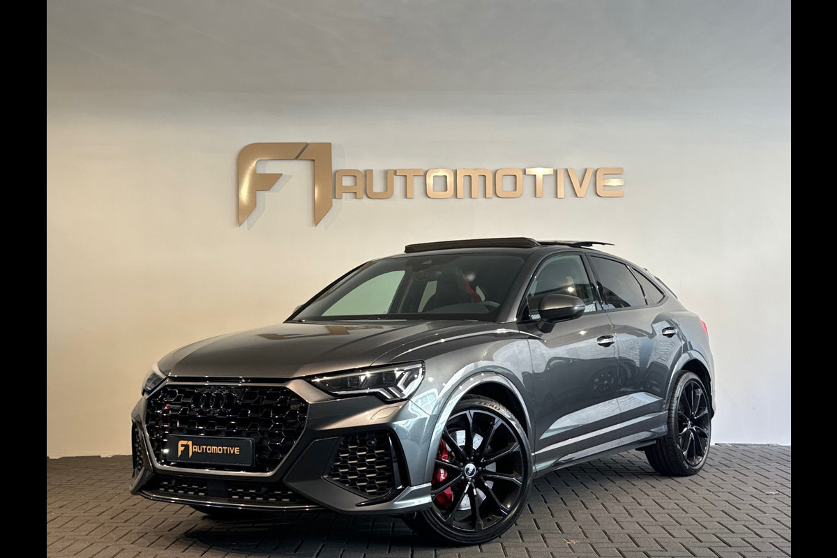 Audi RSQ3 Sportback 2.5 TFSI Pano|Memory|B&O|Trekhaak|Sfeer