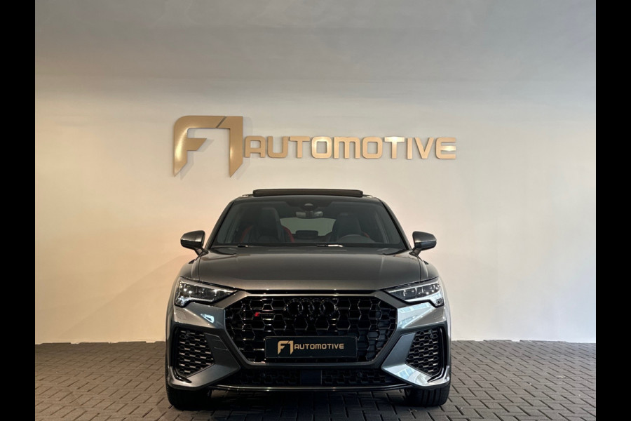 Audi RSQ3 Sportback 2.5 TFSI Pano|Memory|B&O|Trekhaak|Sfeer