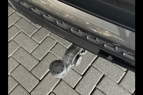 Audi RSQ3 Sportback 2.5 TFSI Pano|Memory|B&O|Trekhaak|Sfeer