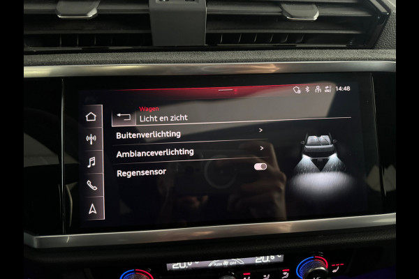 Audi RSQ3 Sportback 2.5 TFSI Pano|Memory|B&O|Trekhaak|Sfeer