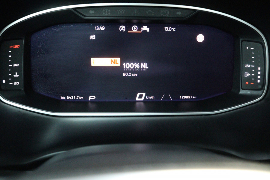 Seat Ateca 1.5 TSI FR Business Intense (PANORAMADAK, STOEL/STUUR VERWARMING, DIGITALE COCKPIT, CAMERA, CRUISE ADPATIEF)