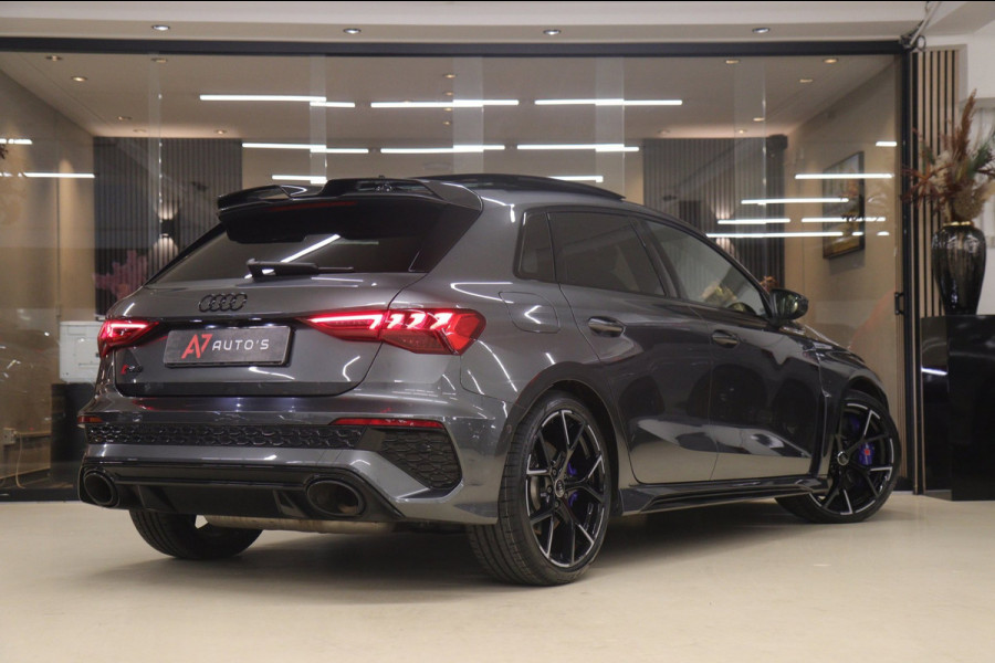 Audi A3 Sportback 2.5 TFSI RS 3 quattro HULK PANO/KERAMISCH/B&O/HUD/CARBONSPOILER/VOL