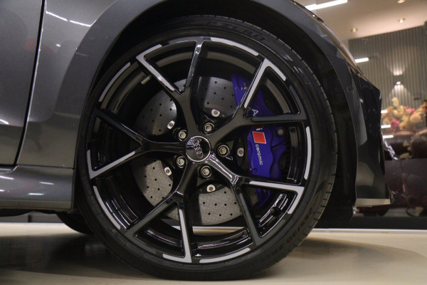 Audi A3 Sportback 2.5 TFSI RS 3 quattro HULK PANO/KERAMISCH/B&O/HUD/CARBONSPOILER/VOL