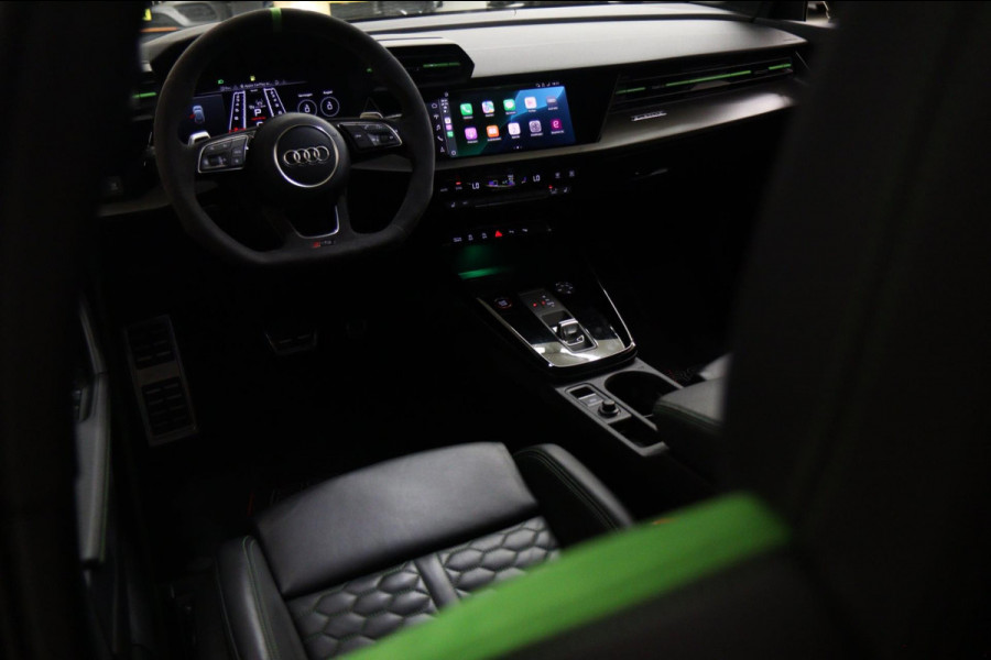 Audi A3 Sportback 2.5 TFSI RS 3 quattro HULK PANO/KERAMISCH/B&O/HUD/CARBONSPOILER/VOL