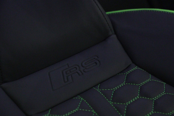 Audi A3 Sportback 2.5 TFSI RS 3 quattro HULK PANO/KERAMISCH/B&O/HUD/CARBONSPOILER/VOL