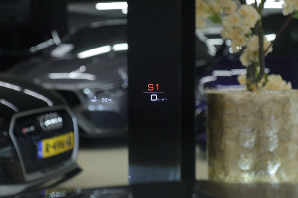 Audi A3 Sportback 2.5 TFSI RS 3 quattro HULK PANO/KERAMISCH/B&O/HUD/CARBONSPOILER/VOL