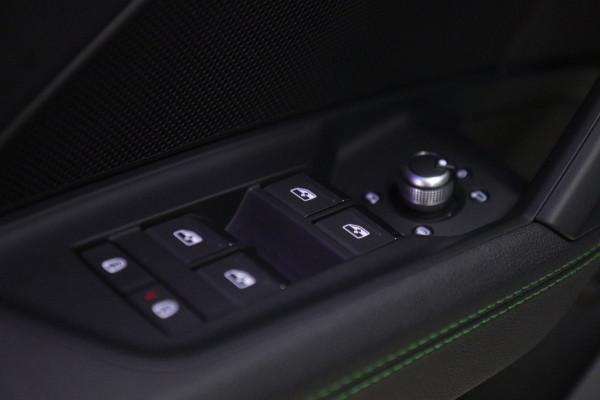 Audi A3 Sportback 2.5 TFSI RS 3 quattro HULK PANO/KERAMISCH/B&O/HUD/CARBONSPOILER/VOL