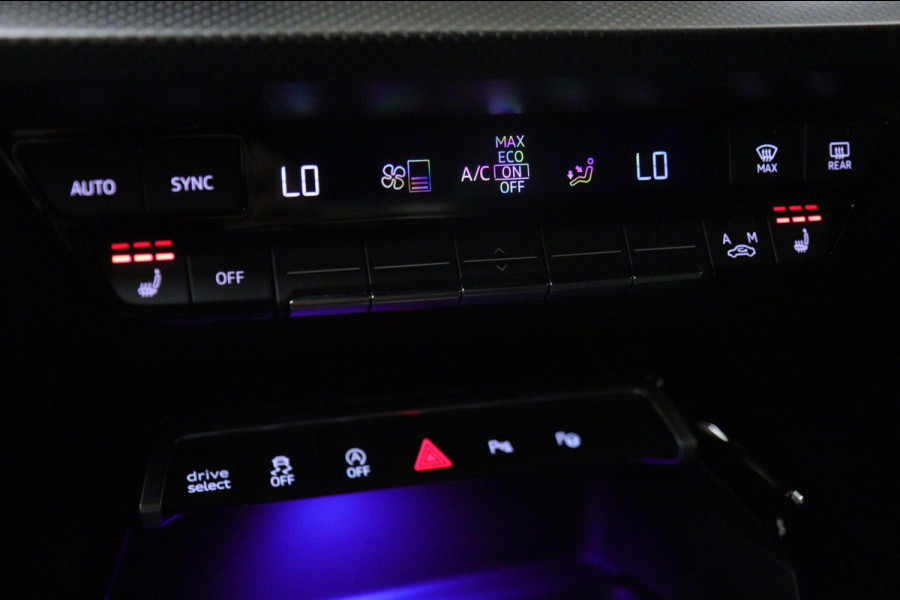 Audi A3 Sportback 2.5 TFSI RS 3 quattro HULK PANO/KERAMISCH/B&O/HUD/CARBONSPOILER/VOL