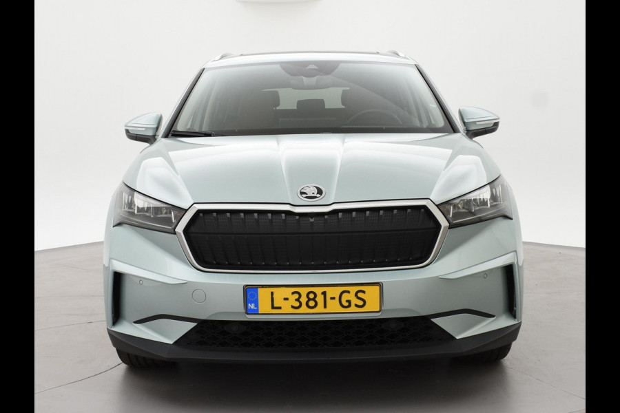 Škoda ENYAQ iV 60 + LEDER | PANORAMA | ELEK. TREKHAAK | | HEAD-UP | CARPLAY | SFEERVERLICHTING