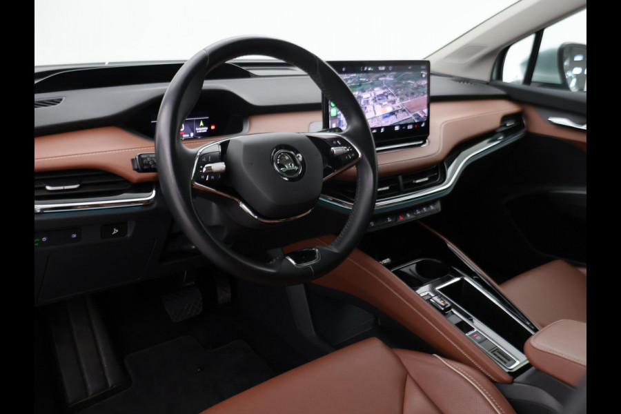 Škoda ENYAQ iV 60 + LEDER | PANORAMA | ELEK. TREKHAAK | | HEAD-UP | CARPLAY | SFEERVERLICHTING