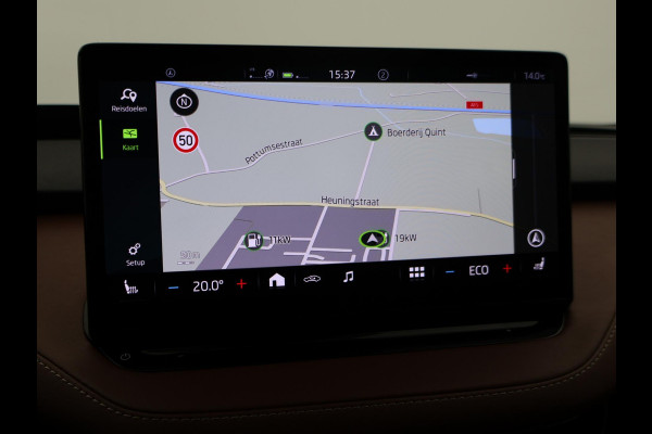 Škoda ENYAQ iV 60 + LEDER | PANORAMA | ELEK. TREKHAAK | | HEAD-UP | CARPLAY | SFEERVERLICHTING