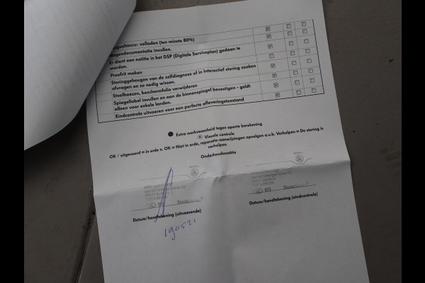 Škoda ENYAQ iV 60 + LEDER | PANORAMA | ELEK. TREKHAAK | | HEAD-UP | CARPLAY | SFEERVERLICHTING