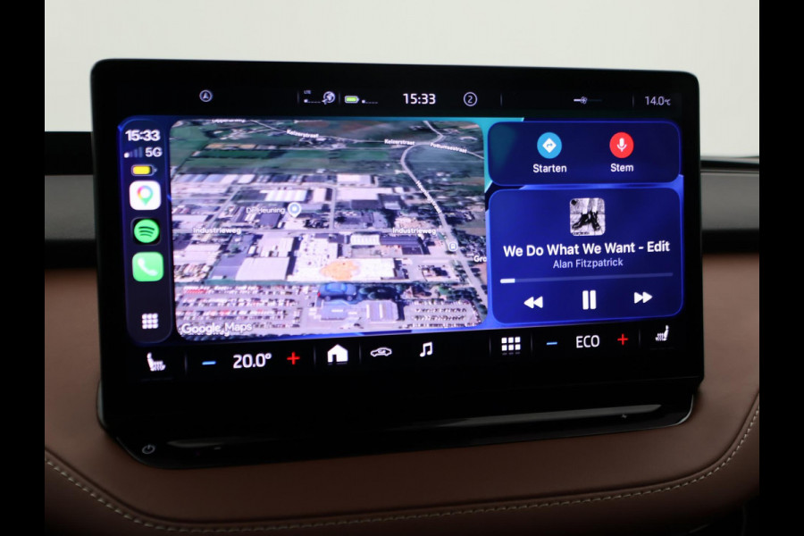 Škoda ENYAQ iV 60 + LEDER | PANORAMA | ELEK. TREKHAAK | | HEAD-UP | CARPLAY | SFEERVERLICHTING