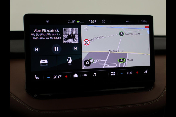 Škoda ENYAQ iV 60 + LEDER | PANORAMA | ELEK. TREKHAAK | | HEAD-UP | CARPLAY | SFEERVERLICHTING