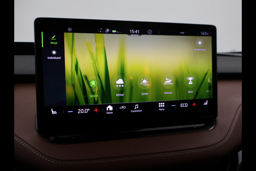 Škoda ENYAQ iV 60 + LEDER | PANORAMA | ELEK. TREKHAAK | | HEAD-UP | CARPLAY | SFEERVERLICHTING