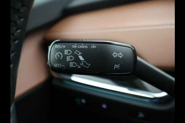 Škoda ENYAQ iV 60 + LEDER | PANORAMA | ELEK. TREKHAAK | | HEAD-UP | CARPLAY | SFEERVERLICHTING