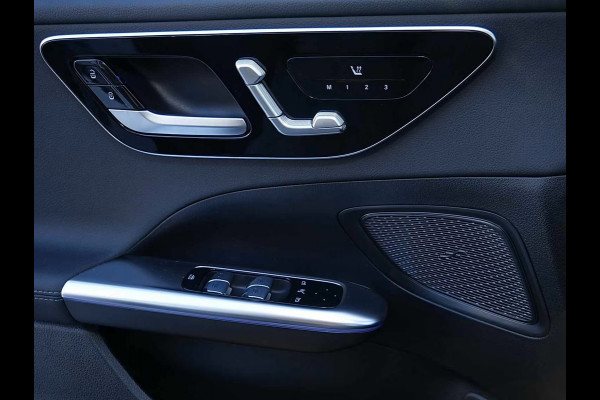 Mercedes-Benz C-Klasse 300e AVANTGARDE ** HIGH LED, NAVI+, PANORAMA, MEMORY, DISTR ** 1e EIG - Ex MB-AG - € 17.200,= onder NP ** ** INFORMEER OOK NAAR ONZE AANTREKKELIJKE FINANCIAL-LEASE TARIEVEN **