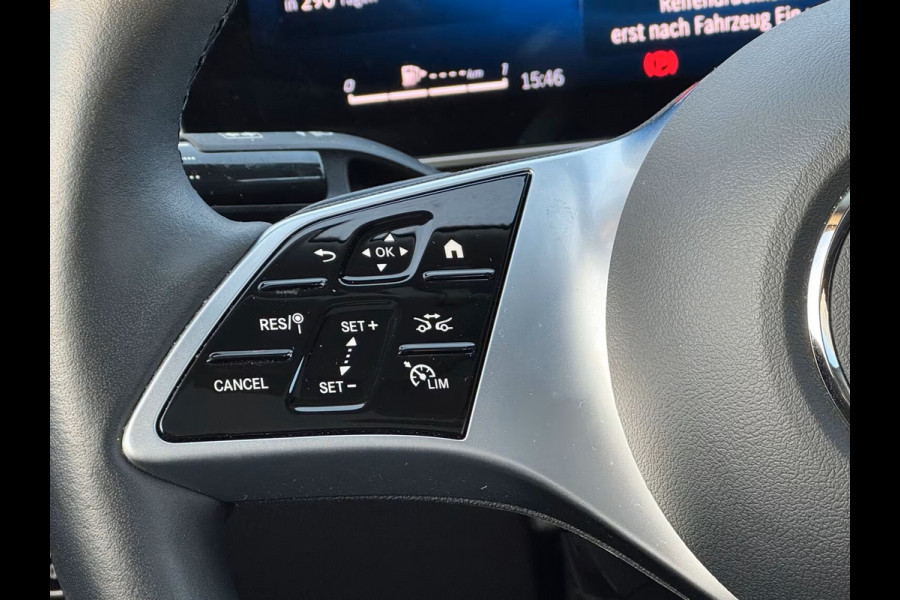 Mercedes-Benz C-Klasse 300e AVANTGARDE ** HIGH LED, NAVI+, PANORAMA, MEMORY, DISTR ** 1e EIG - Ex MB-AG - € 17.200,= onder NP ** ** INFORMEER OOK NAAR ONZE AANTREKKELIJKE FINANCIAL-LEASE TARIEVEN **