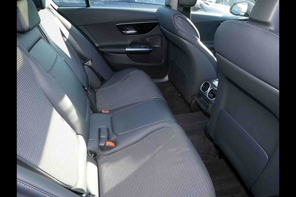 Mercedes-Benz C-Klasse 300e AVANTGARDE ** HIGH LED, NAVI+, PANORAMA, MEMORY, DISTR ** 1e EIG - Ex MB-AG - € 17.200,= onder NP ** ** INFORMEER OOK NAAR ONZE AANTREKKELIJKE FINANCIAL-LEASE TARIEVEN **