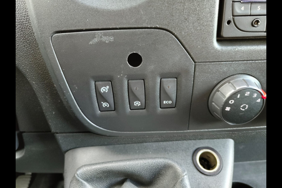 Opel Movano 2.3CDTI 146PK Bi-Turbo L2H2 3-Persoons Airco Cruise Trekhaak Pdc Schuifdeur ESP Bluetooth Betonplex Vloer Wandbetimmering EURO6 2.500KG Trekgewicht