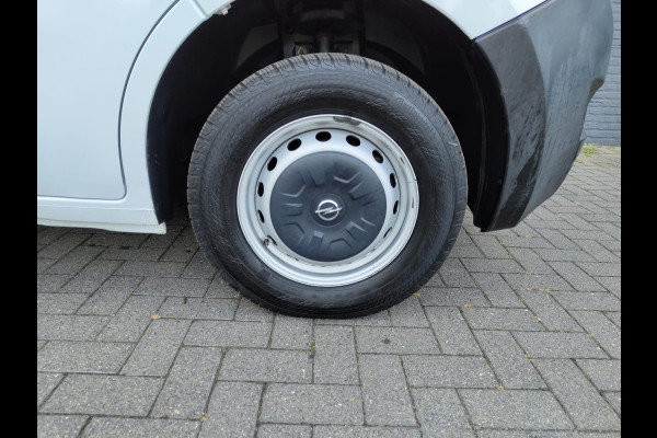 Opel Movano 2.3CDTI 146PK Bi-Turbo L2H2 3-Persoons Airco Cruise Trekhaak Pdc Schuifdeur ESP Bluetooth Betonplex Vloer Wandbetimmering EURO6 2.500KG Trekgewicht