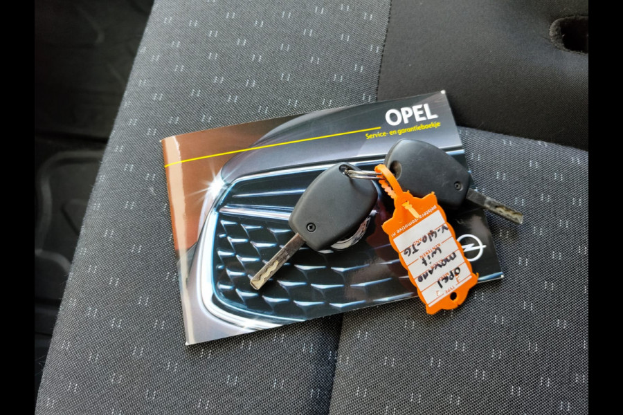 Opel Movano 2.3CDTI 146PK Bi-Turbo L2H2 3-Persoons Airco Cruise Trekhaak Pdc Schuifdeur ESP Bluetooth Betonplex Vloer Wandbetimmering EURO6 2.500KG Trekgewicht