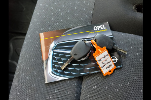 Opel Movano 2.3CDTI 146PK Bi-Turbo L2H2 3-Persoons Airco Cruise Trekhaak Pdc Schuifdeur ESP Bluetooth Betonplex Vloer Wandbetimmering EURO6 2.500KG Trekgewicht