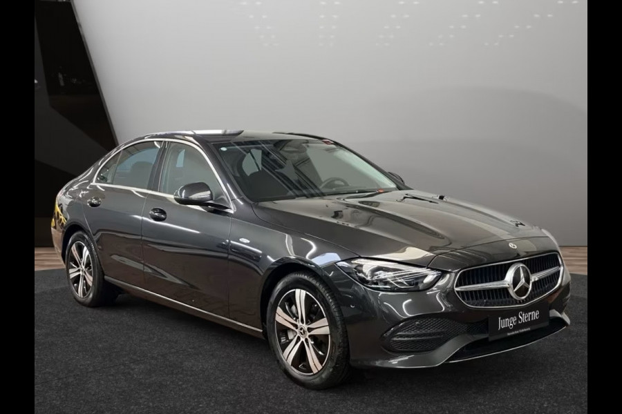 Mercedes-Benz C-Klasse 300e AVANTGARDE ** HIGH LED, NAVI+, MEMORY, VERW. STUUR, SPIEGEL-PACK ** 1e EIG - Ex MB-AG - € 19.200,= onder NP ** ** INFORMEER OOK NAAR ONZE AANTREKKELIJKE FINANCIAL-LEASE TARIEVEN **