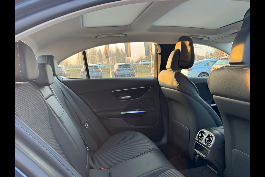 Mercedes-Benz C-Klasse 300e AVANTGARDE ** HIGH LED, NAVI+, MEMORY, VERW. STUUR, SPIEGEL-PACK ** 1e EIG - Ex MB-AG - € 19.200,= onder NP ** ** INFORMEER OOK NAAR ONZE AANTREKKELIJKE FINANCIAL-LEASE TARIEVEN **