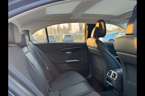 Mercedes-Benz C-Klasse 300e AVANTGARDE ** HIGH LED, NAVI+, MEMORY, VERW. STUUR, SPIEGEL-PACK ** 1e EIG - Ex MB-AG - € 19.200,= onder NP ** ** INFORMEER OOK NAAR ONZE AANTREKKELIJKE FINANCIAL-LEASE TARIEVEN **