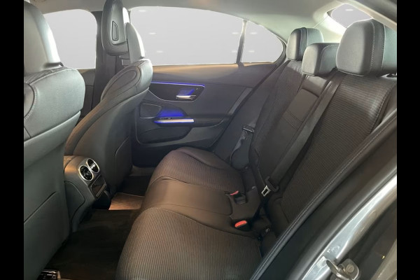 Mercedes-Benz C-Klasse 300e AVANTGARDE ** HIGH LED, NAVI+, MEMORY, VERW. STUUR, SPIEGEL-PACK ** 1e EIG - Ex MB-AG - € 19.200,= onder NP ** ** INFORMEER OOK NAAR ONZE AANTREKKELIJKE FINANCIAL-LEASE TARIEVEN **