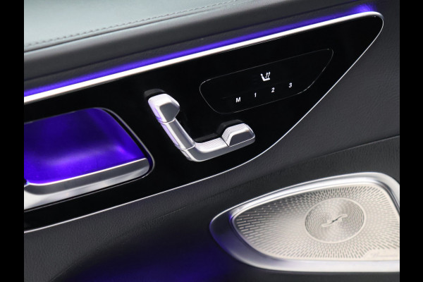 Mercedes-Benz C-Klasse 200 Launch Edition AMG Line [SCHUIFKANTELDAK, BURMESTER, HEAD-UP, SFEERVERLICHTING, MEMORY SEATS, 360 CAMERA, STOELVERWARMING, ADAPTIVE CRUISE, VOL LEDER, CLIMATE, NIEUWSTAAT]