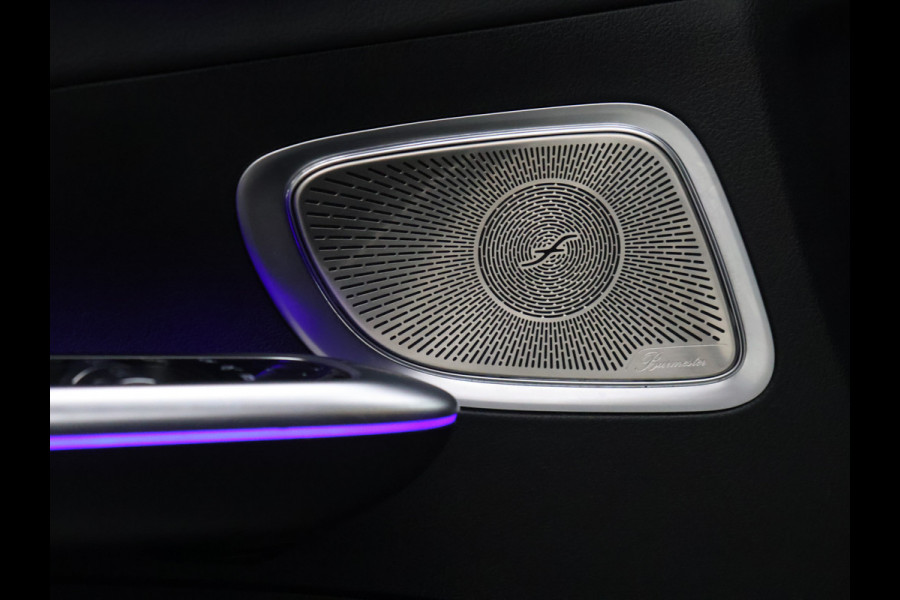 Mercedes-Benz C-Klasse 200 Launch Edition AMG Line [SCHUIFKANTELDAK, BURMESTER, HEAD-UP, SFEERVERLICHTING, MEMORY SEATS, 360 CAMERA, STOELVERWARMING, ADAPTIVE CRUISE, VOL LEDER, CLIMATE, NIEUWSTAAT]