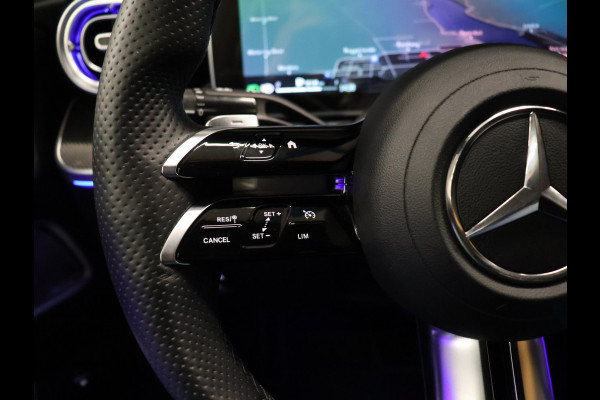 Mercedes-Benz C-Klasse 200 Launch Edition AMG Line [SCHUIFKANTELDAK, BURMESTER, HEAD-UP, SFEERVERLICHTING, MEMORY SEATS, 360 CAMERA, STOELVERWARMING, ADAPTIVE CRUISE, VOL LEDER, CLIMATE, NIEUWSTAAT]