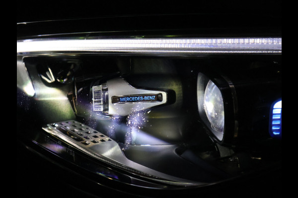 Mercedes-Benz C-Klasse 200 Launch Edition AMG Line [SCHUIFKANTELDAK, BURMESTER, HEAD-UP, SFEERVERLICHTING, MEMORY SEATS, 360 CAMERA, STOELVERWARMING, ADAPTIVE CRUISE, VOL LEDER, CLIMATE, NIEUWSTAAT]