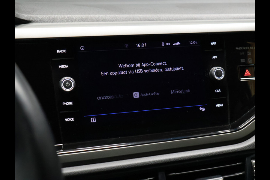 Volkswagen Polo 1.0 TSI Highline [DIGITAL DASH, APPLE CARPLAY, ANDROID, ADAPTIVE CRUISE, CAMERA, PDC V+A, NAVIGATIE, AIRCO, NIEUWSTAAT]